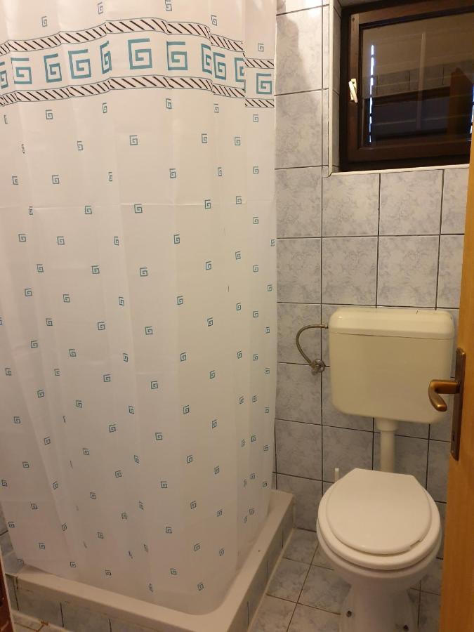 Triple Room Metajna 4120F 외부 사진
