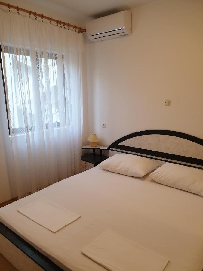 Triple Room Metajna 4120F 외부 사진